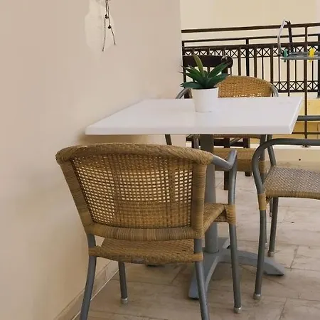 Cozy Apartment In Centre Of Heraklion Exterior photo